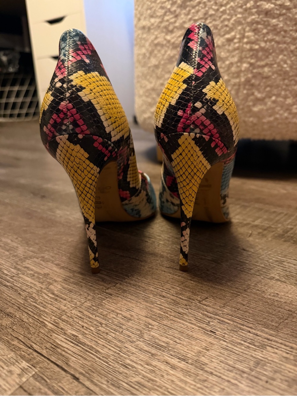 ALDO Size 8.5 Multicolor Snakeskin Pointed Toe Stiletto Pumps Heels - Picture 6 of 10